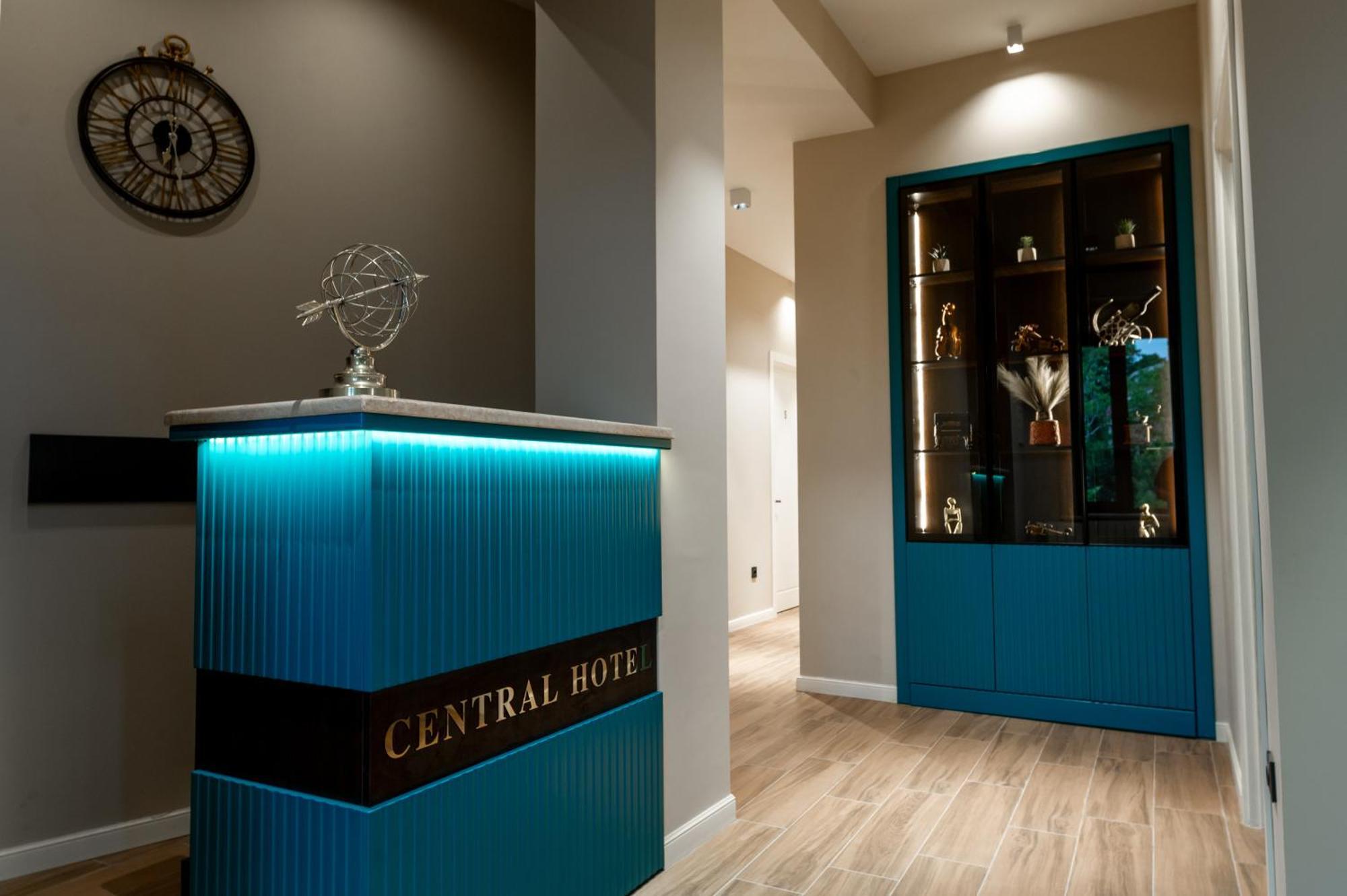 Central Hotel كوتايسي المظهر الخارجي الصورة