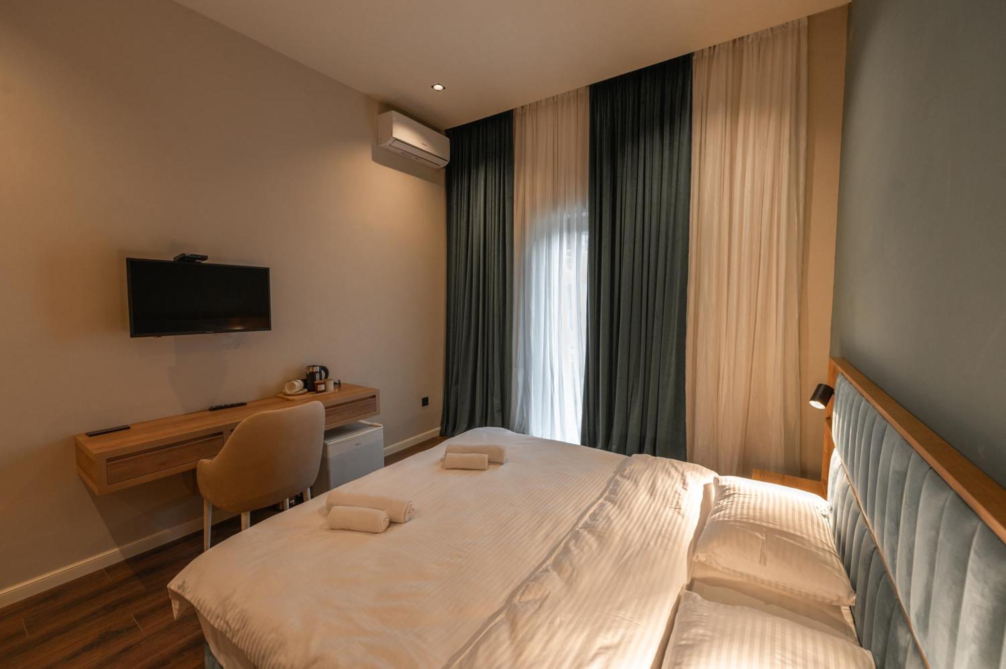 Central Hotel كوتايسي المظهر الخارجي الصورة